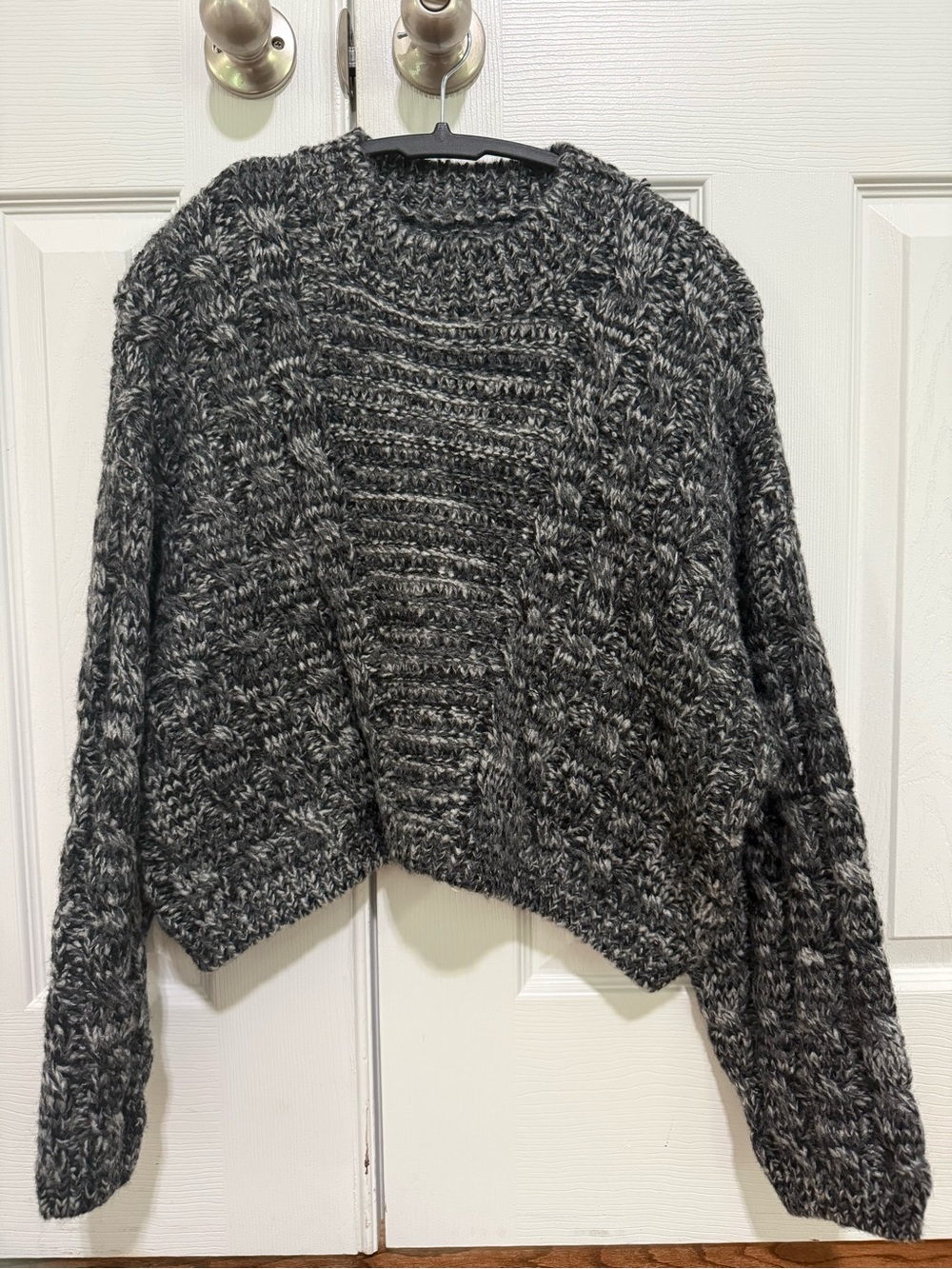 Women’s Gray Black Marled Chunky-Knit Pullover Short Sweater One Size Crew Neck